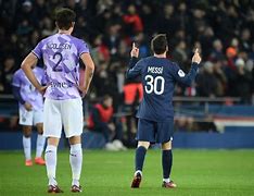 开云中国-里程碑夜巴黎圣日耳曼防线松动，荷甲今晨刷纪录，质疑声仍在，年轻球员得到机会