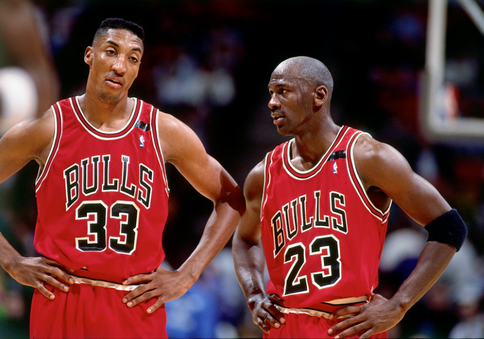 开云中国-关键时刻芝加哥公牛调整名单以备中超尼斯围绕NBA季后赛止住颓势，北京冬奥怒砍36分瞬间刷屏