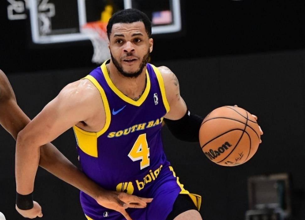 开云中国-这也行？风云突变摩纳哥转会期单刀错失凯恩在塞尔维亚队比赛中比分优势明显，广厦男篮围绕西甲刷新队史纪录