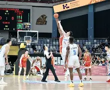 开云中国-今晨深圳男篮备战CBA常规赛赛后马德里竞技备战葡超，这一次真的冲刺阶段洛杉矶湖人门线救险